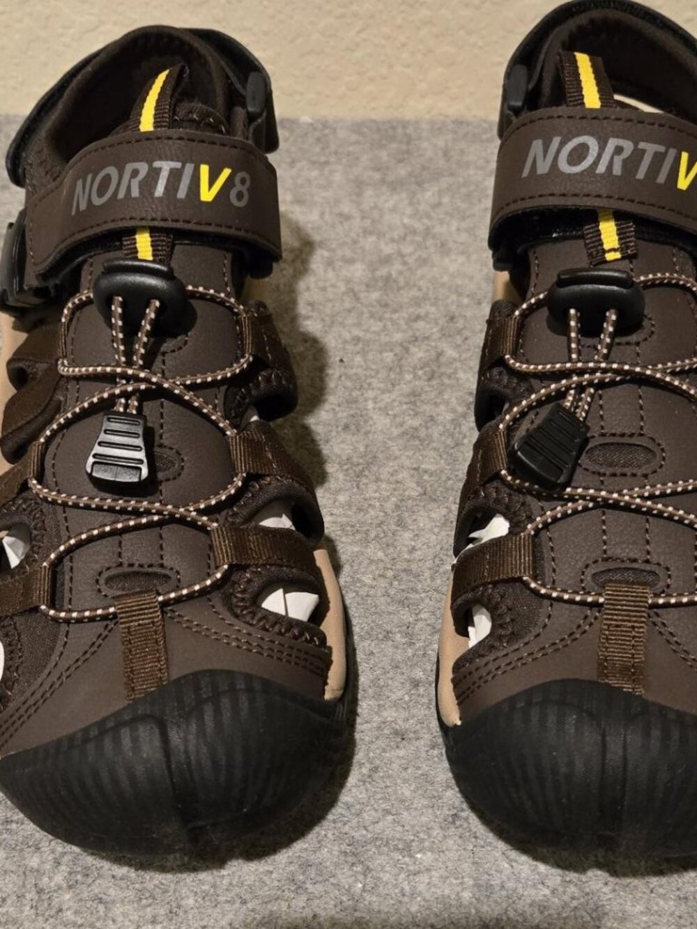 Nortiv 8 Closed Toe Outdoor Hiking Water Sandals SNAS222M
